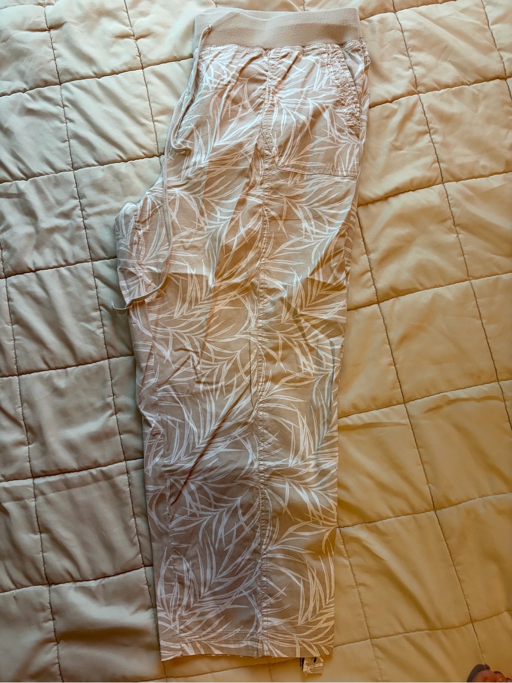 Palm Rio Neutral Ribbed Drawstring Pants - Picture 2 of 6